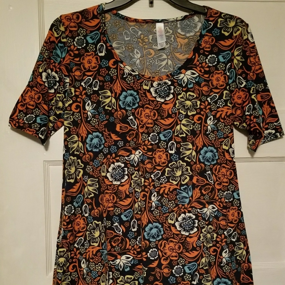 LuLaRoe Perfect T